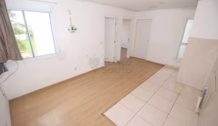 Apartamento 2 Dormitórios no Condomínio Home Club 2, Três Vendas!