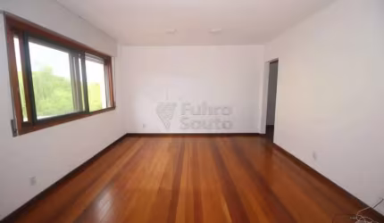 Apartamento com 3 dormitórios no Edifício Araucária