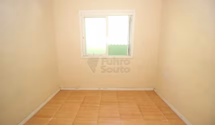 Apartamento Fora de Condomínio no bairro Areal