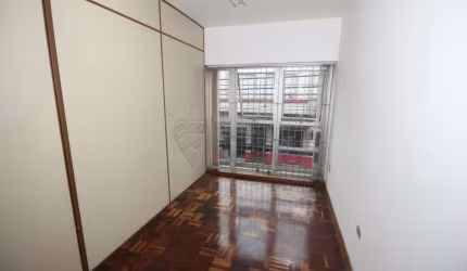 Sala Comercial à Venda ou Locação no Edifício Galeria Antunes Maciel - Espaço e Visibilidade para o seu Negócio!