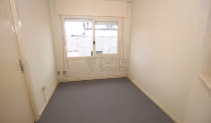 Apartamento 1 Dormitório no Edifício Maria Augusta - Praticidade no Coração de Pelotas