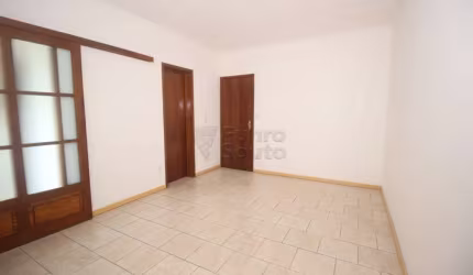 Apartamento de 2 Dormitórios no Edifício Montreal - Próximo à Universidade Católica de Pelotas