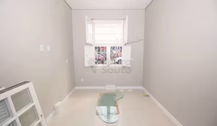 Sala Comercial em Clínica de Saúde - Infraestrutura Completa no Centro de Pelotas!