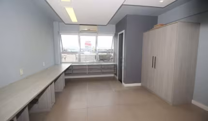 Sala comercial mobiliada para locação na Major Cícero!