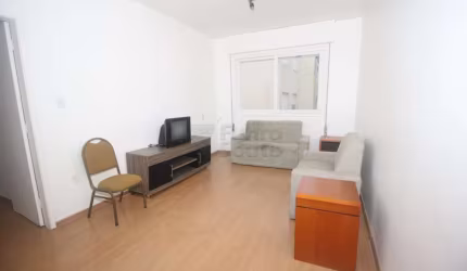 Oportunidade Próxima à UCPel e Odonto - Apartamento Semi Mobiliado à Venda ou Aluguel no Centro