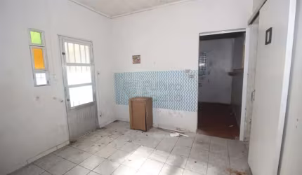 Casa com um Dormitório no Bairro Porto - Praticidade e Boa Localização!