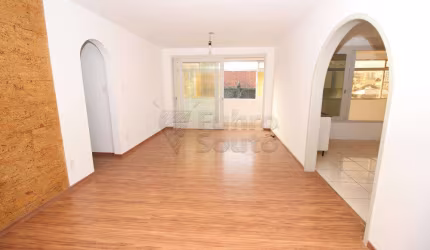 Apartamento Padrão em Pelotas