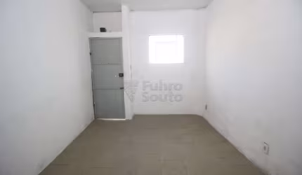 Casa comercial no Areal.