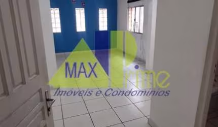 Sala Comercial para Locação na Vila Esperança, São Paulo-SP: 1 Sala, 1 Banheiro, 30m², Próximo ao Metrô e à Av. Amador Bueno da Veiga.