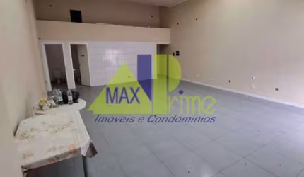 Salão Comercial para Locação Av São Miguel: 2 Salas, 2 Banheiros, 2 Vagas de Garagem, 175,00 m² de Área - Depósito Grande e 2 Vagas Inclusos!