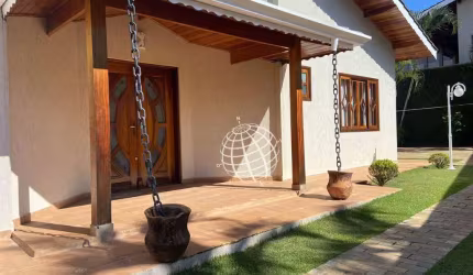 Casa com 3 dormitórios à venda, 490 m² por R$ 2.500.000,00 - Condomínio Flamboyant - Atibaia/SP