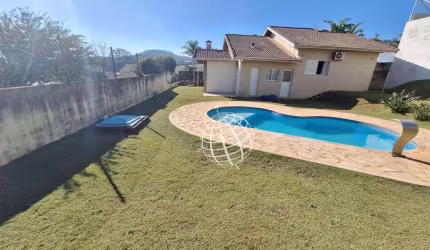 Casa com 3 dormitórios à venda, 170 m² por R$ 1.350.000,00 - Condomínio Serra da Estrela - Atibaia/SP