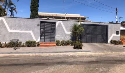 CASA JARDIM CALIFÓRNIA 5 QUARTOS, GOIÂNIA-GO