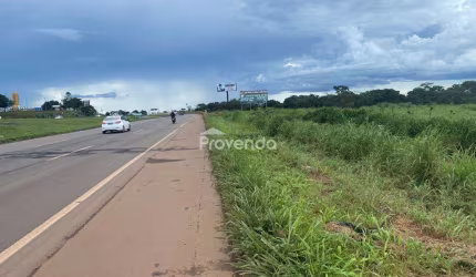 ÁREA EM ANÁPOLIS NA BR-153 ZONA URBANA KM-103