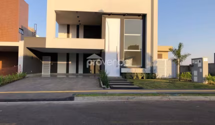 CASA ALTO PADRÃO 04 SUÍTES - CONDOMÍNIO PORTAL DO SOL GOLFE
