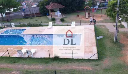 Apartamento com 2 dormitórios à venda, 54 m² por R$ 120.000,00 - Virgem Santa - Macaé/RJ