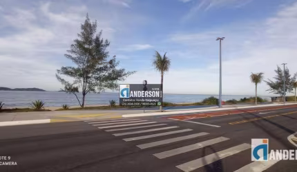 Excelente oportunidade na quadra da praia!!