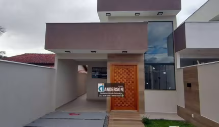 Excelente casa com 3 quartos e churrasqueira!!