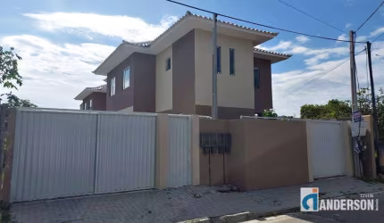 IT22E - Excelente casa duplex em Itapeba.