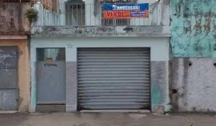 FON52 - Casa de 3 quartos em Niterói.