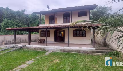 VI0680 - EXCELENTE CASA DUPLEX EM ITAIPUAÇU