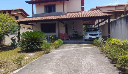 Excelente casa 3 Qtos (2 suítes) no Jd. Atlântico Leste prox. a praia.