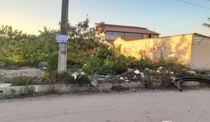 Terreno multifamiliar no Jd. Atlântico com 440m² prox. praça 83.
