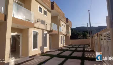 Ótima Casa com 2 suítes à venda, 68 m² por R$ 370.000 - Itaipuaçu - Maricá/RJ