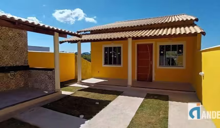 Casa com 2 dormitórios à venda, 83 m² por R$ 360.000,00 - Itapeba - Maricá/RJ