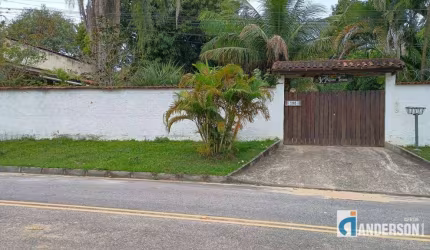 EXCELENTE CASA COM 1000M²