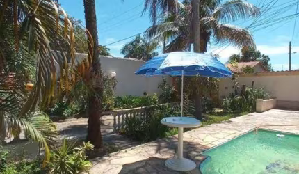 Ótima Casa com 4 suítes à venda, 297 m² por R$ 500.000 - Jardim Atlântico (Itaipuaçu) - Maricá/RJ