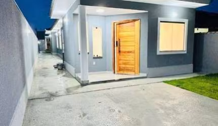 Casa com 3 dormitórios à venda, 101 m² por R$ 630.000,00 - Itaipuaçu - Maricá/RJ