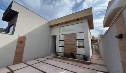 Excelente casa 3 Quartos (1 suíte) com churrasqueira em Itaipuaçu