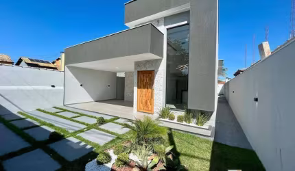 Excelente casa alto padrão 3 Quartos (1 suíte) com piscina e churrasqueira no Jd. Atlântico Oeste