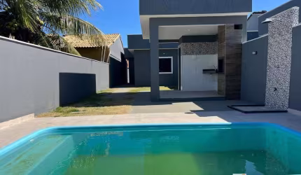 Excelente Casa 2 Quartos (1 suíte) com piscina e churrasqueira no Jd. Atlântico Central