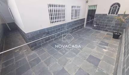 Casa com 3 dormitórios para alugar, 130 m² por R$ 3.066,00/mês - Campo Alegre - Belo Horizonte/MG