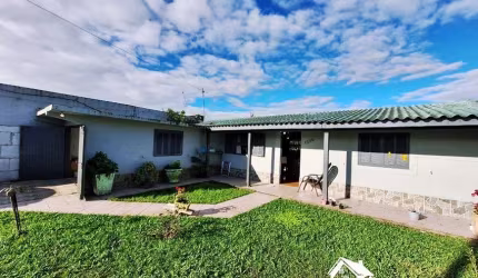 Excelente Casa com 3 Dormitórios e 1 Suíte na Praia de Cidreira/RS