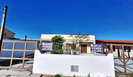 Casa Geminada no Centro - Praia de Cidreira/RS - Preço de Ocasião