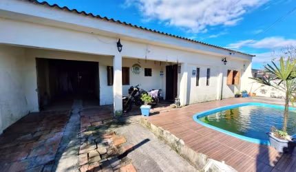 Casa com Piscina em Magistério, Balneário Pinhal/RS
