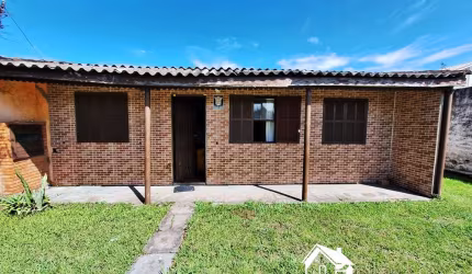 Casa com 3 Dormitórios, Suíte, Pátio Amplo na Praia de Cidreira/RS