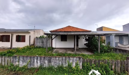 Casa Mista na Avenida Central da Praia de Cidreira/RS