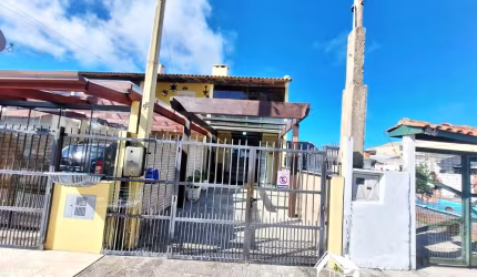 Charmoso Sobrado Apenas 1 Quadra do Mar na Praia em Cidreira/RS