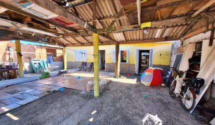 Casa com 2 Dormitórios e Pátio Amplo em Cidreira/RS