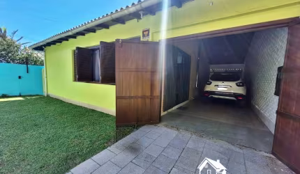 Aconchegante Residência com 3 Dormitórios - Apta ao Financiamento Bancário - na Praia de Cidreira/RS