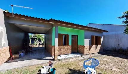 Encantadora Residência no Centro da Praia de Cidreira/RS