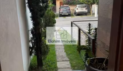 Casa Duplex à venda em Condomínio na Granja dos Cavaleiros