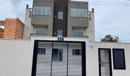 Seu novo lar a poucos passos do mar!