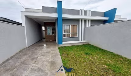 Casa com 3 quartos no Santa Terezinha.