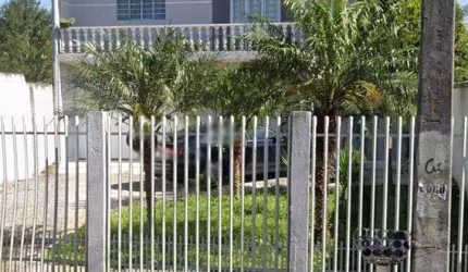 Sobrado com 3 quartos Sitio Cercado Ctba/ PR.