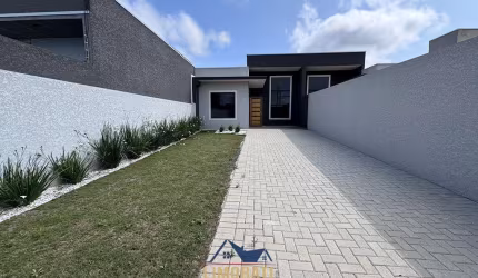 CASA NOVA COM ESPAÇO PARA ATE 4 VEICULOS